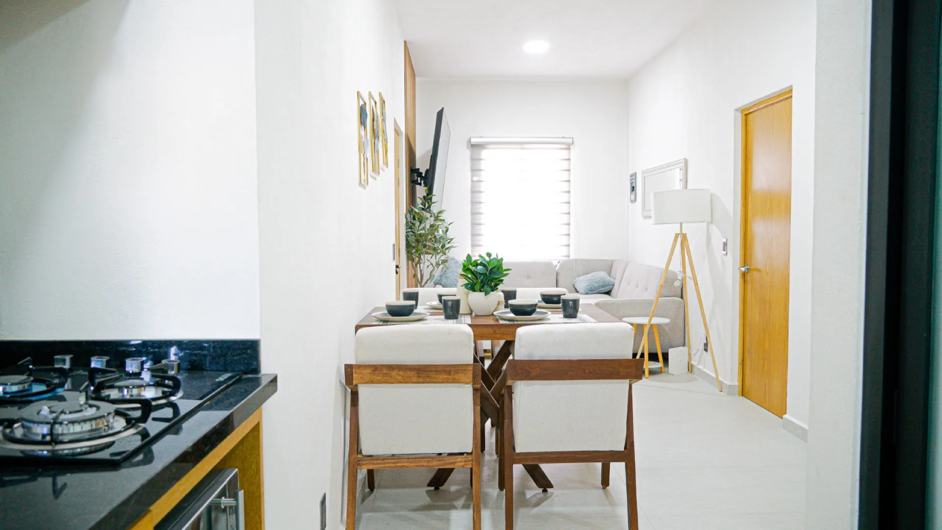 Sendas Vallarta - departamento muestra comedor